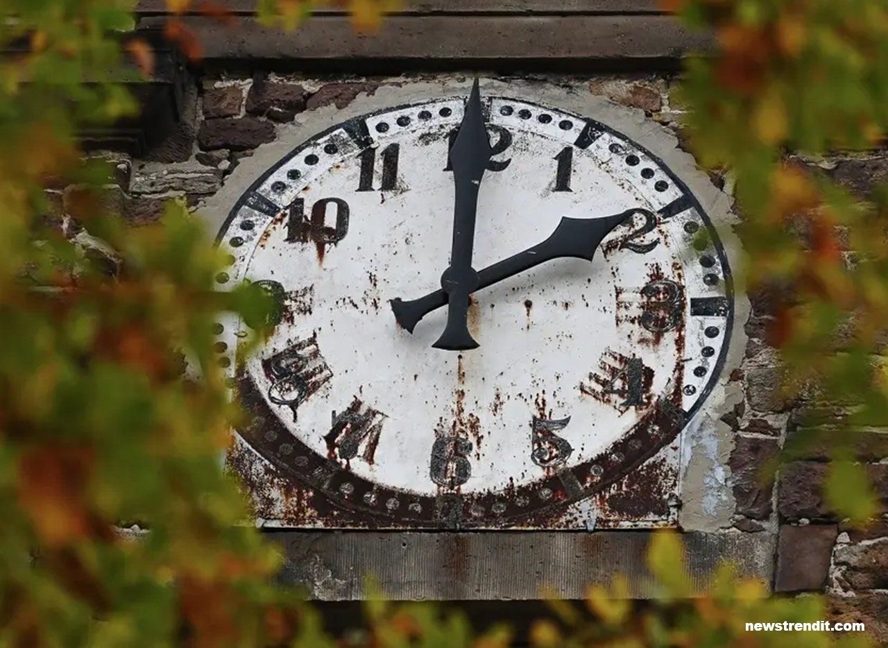 When Does Daylight Saving Time End in 2025